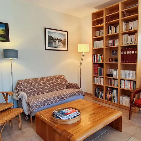 Dans Le Centre Du Village De La Couarde, Charmante De Plain Pied 라쿠르드쉬르메르